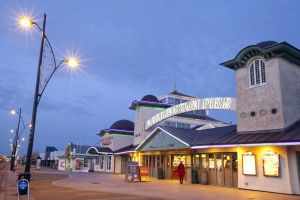 wellington pier great yarmouth 1 sm.jpg